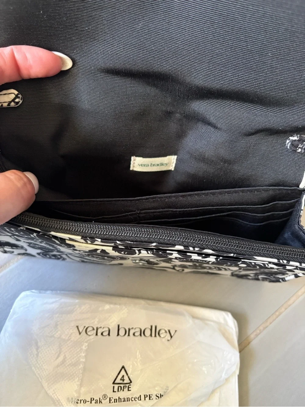 Vera Bradley Wildwood Wallet Crossbody | Black & White Floral